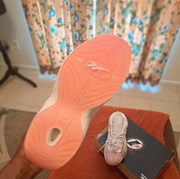 Allen Iverson Questions - Picture 3 of 7